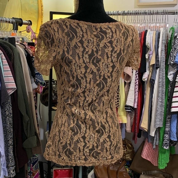 #28 Y2K Forever 21 Ruched Sleeve Tan Lace Knit Blouse Shirt Top Medium - Picture 4 of 5